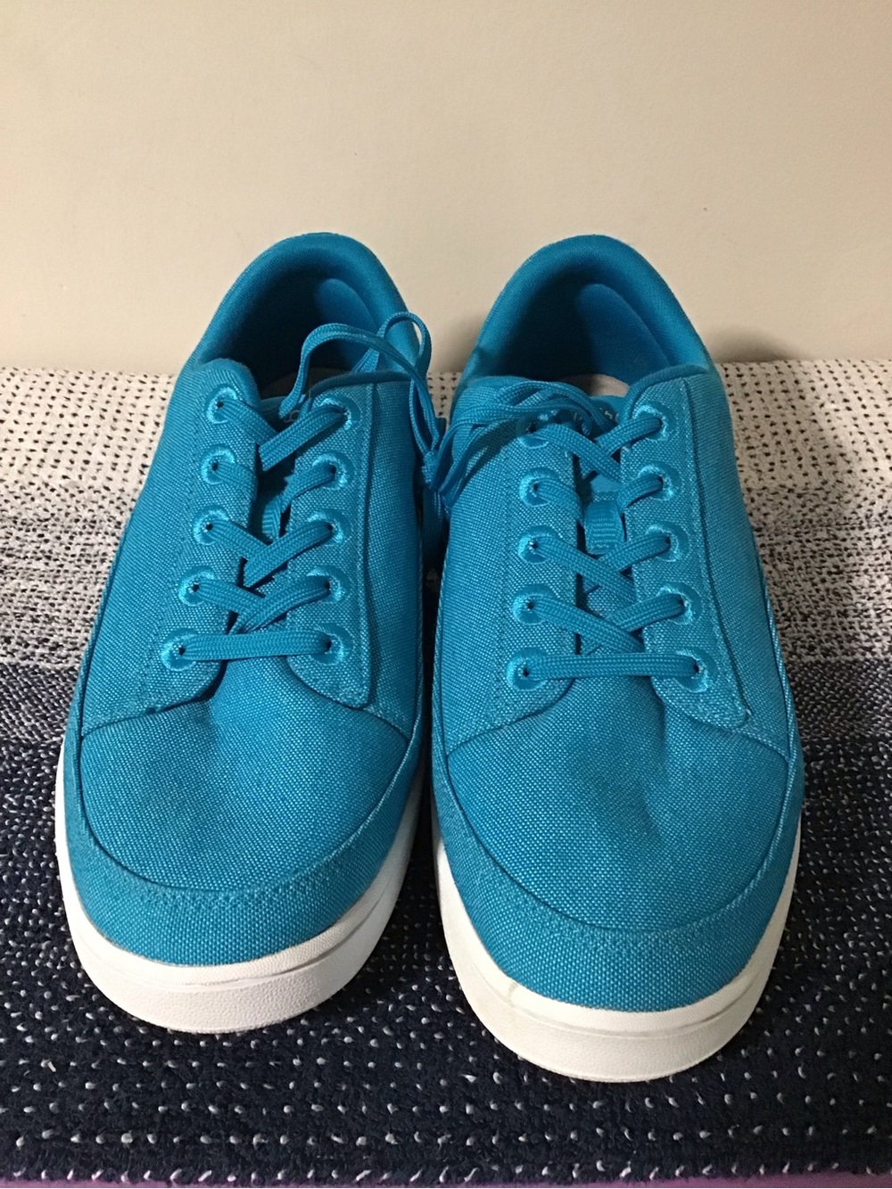 allbirds Men's Bright Teal Canvas Sneakers